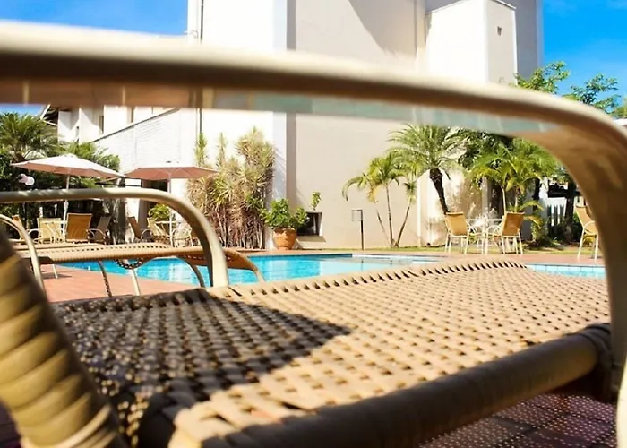 Residence JaguaryHotel Em